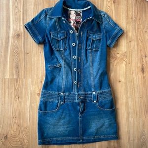 Guess jean dress size med